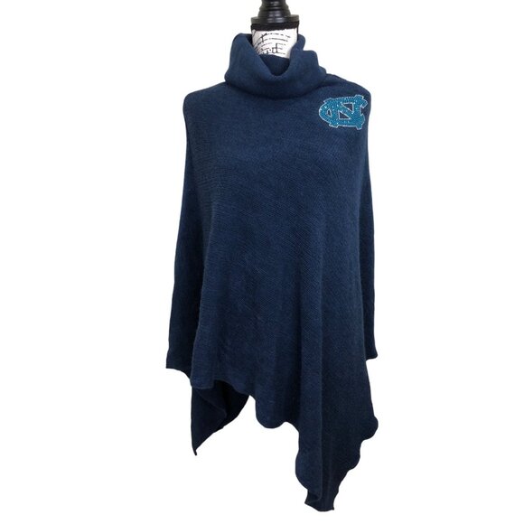 NFL Team Apparel Women’s Football Shawl North Carolina Sweater Poncho Blue - Picture 1 of 5